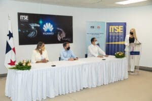 HUAWEI y El Instituto Técnico Superior Especializado (ITSE) unen fuerzas para construir un ecosistema de talentos TIC sostenible 2
