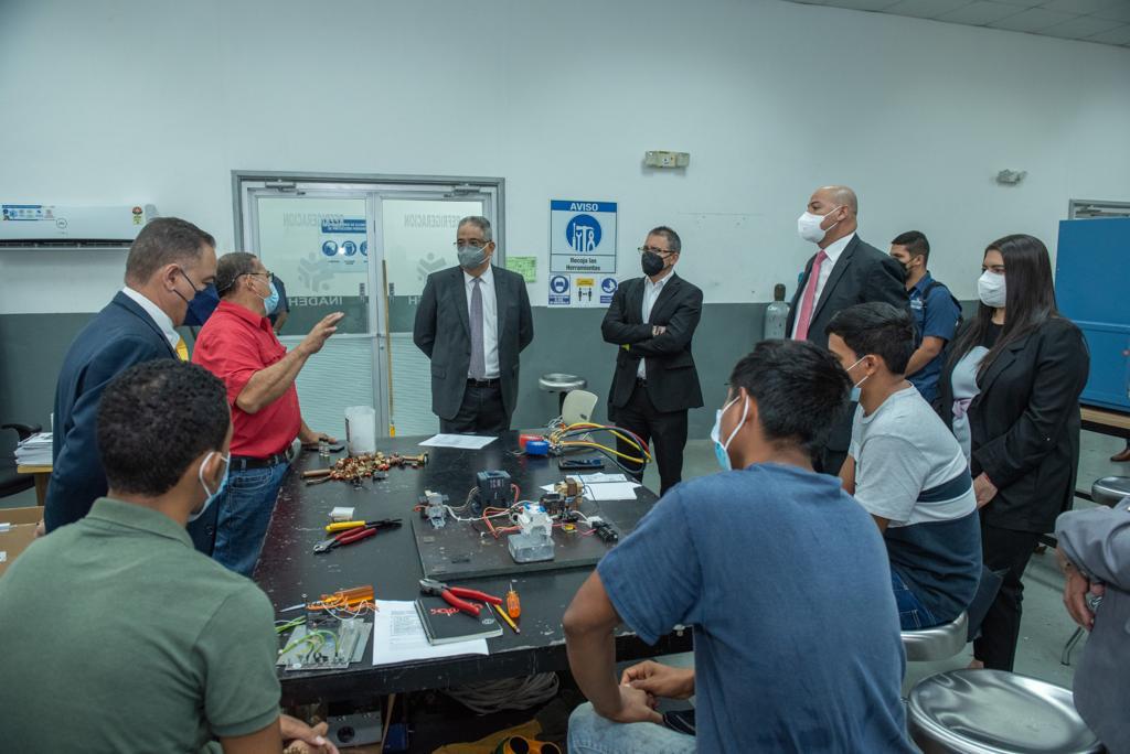 Naturgy e INADEH establecerán un Centro de Formación de Redes Eléctricas en Panamá Pacífico