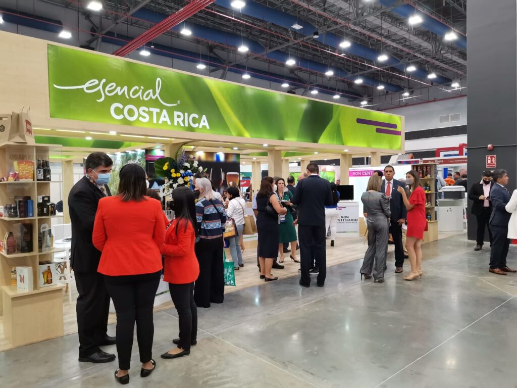 Costa Rica muestra en Expocomer el rol clave de las exportaciones en el proceso de recuperación económica de Centroamérica - Vida Digital con Alex Neuman