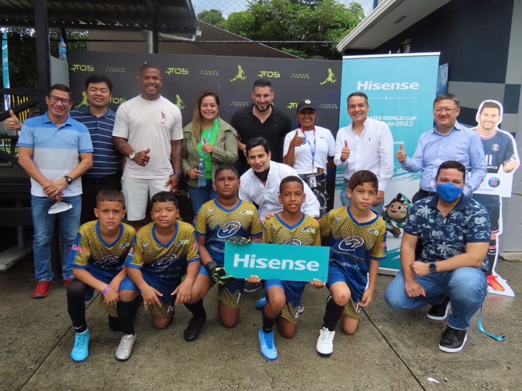 Equipo Hisense se une a Academia Roman Torres de Futbol en Panama