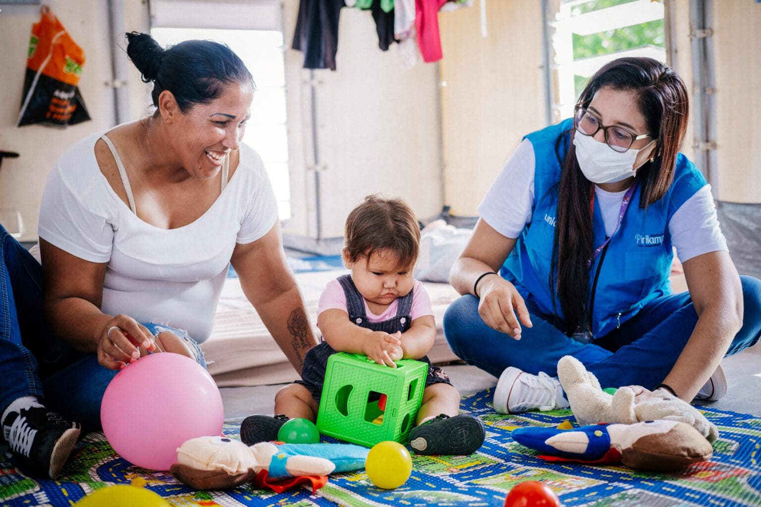 “Los Niños Necesitan Un Entorno Familiar Para Su Desarrollo” - Unicef